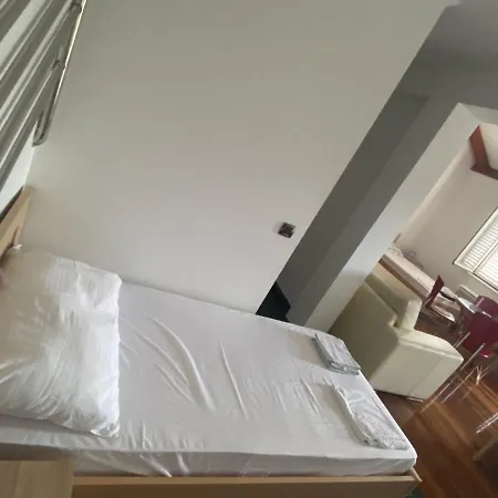 アパート Dbk Studio Apartman ドゥブロブニク