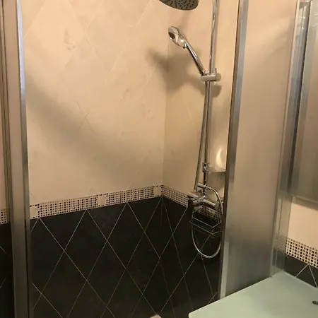 Dbk Studio Apartman アパート